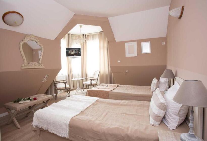 Family Hotel The Castle