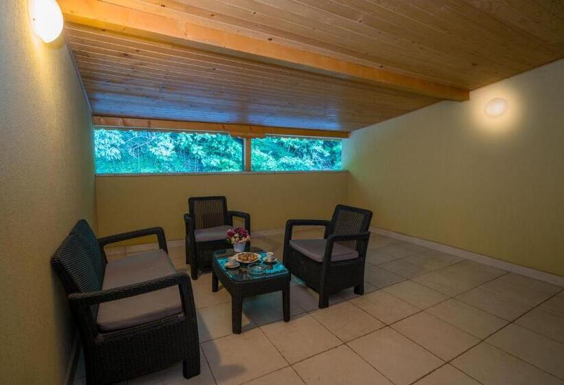 Family Park Hotel Kyoshkove