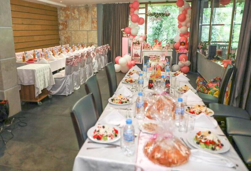 Family Park Hotel Kyoshkove