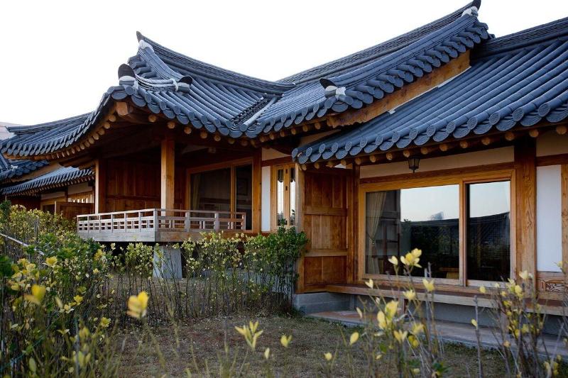 Hanok Hotel Odongjae
