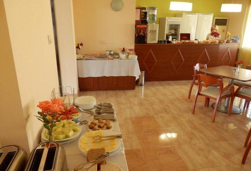 Otel семеен хотел роза