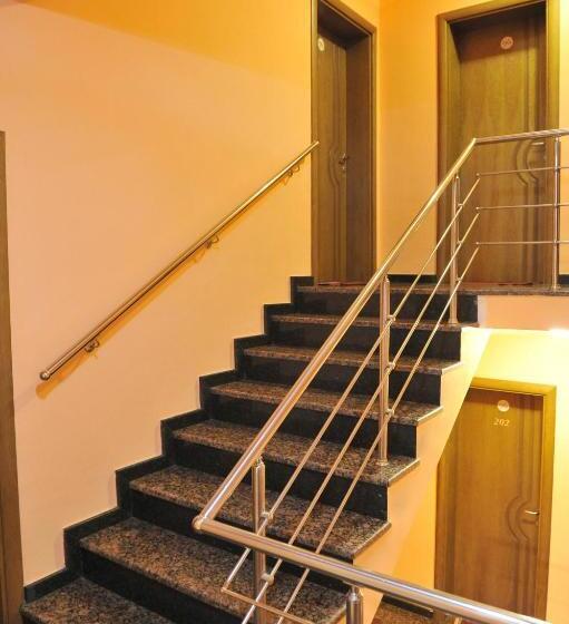 Отель семеен хотел сокол