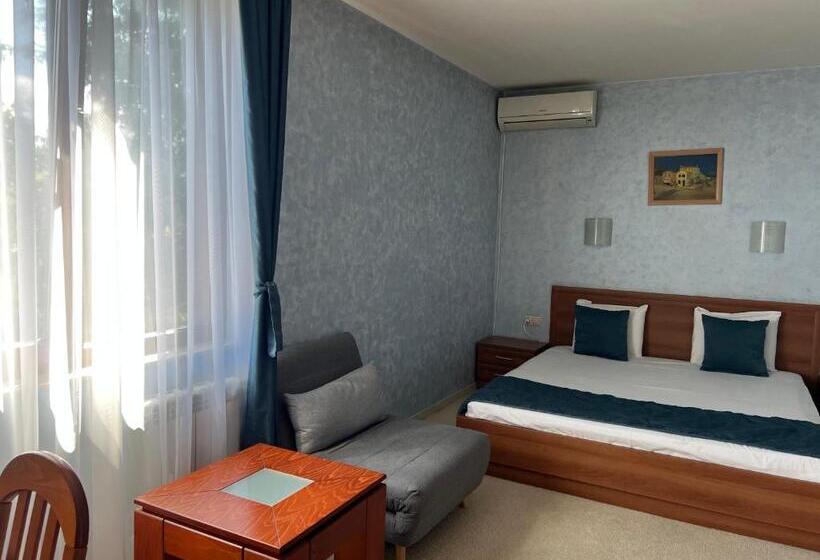 בית מלון כפרי 007