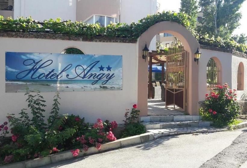 ホテル Angy