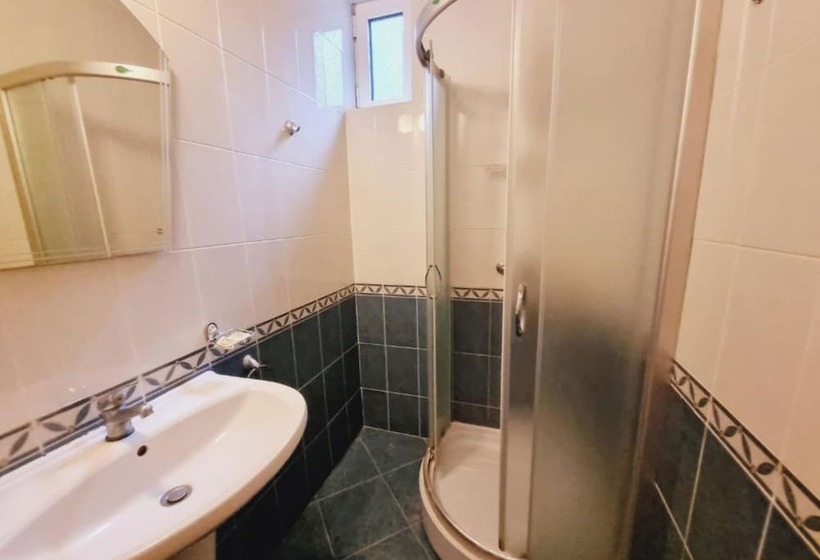 בית מלון כפרי Breeze Apart Complex