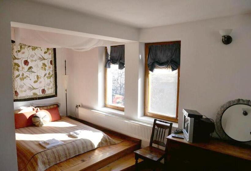 호텔 Castle Cottage Bed & Breakfast