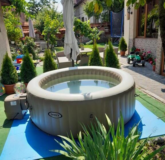 Family Hotel Chichin