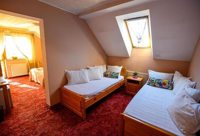 Family Hotel Chichin