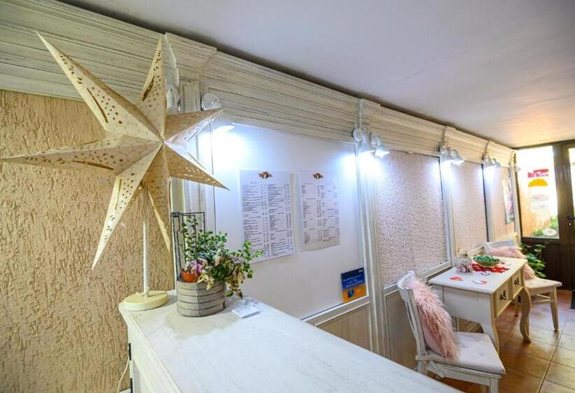 Family Hotel Chichin