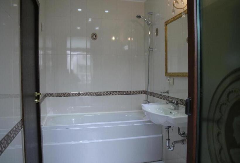 בית מלון כפרי Diamond