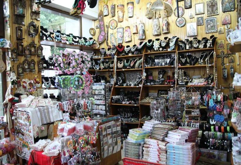 בית מלון כפרי Diamond