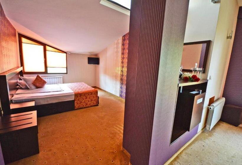 酒店 Eleganza Family