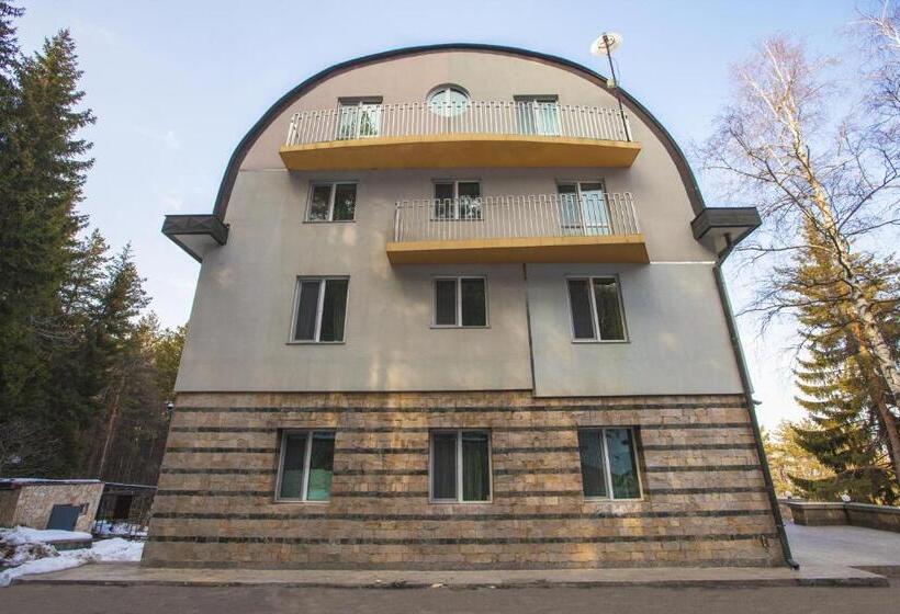 Family Hotel Saint George