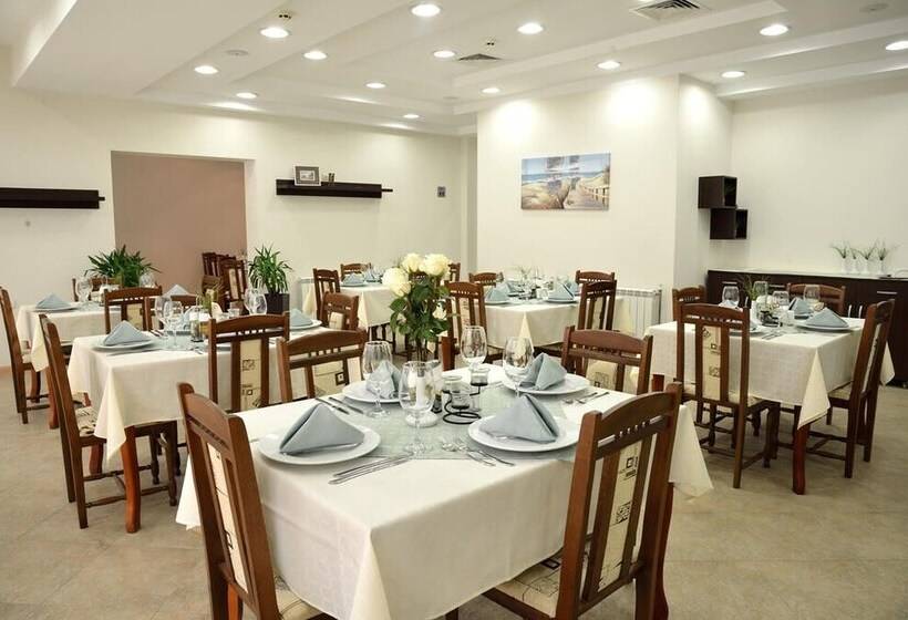 בית מלון כפרי Glicinia