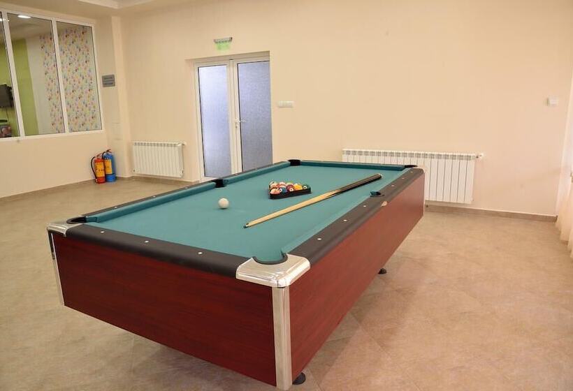 בית מלון כפרי Glicinia