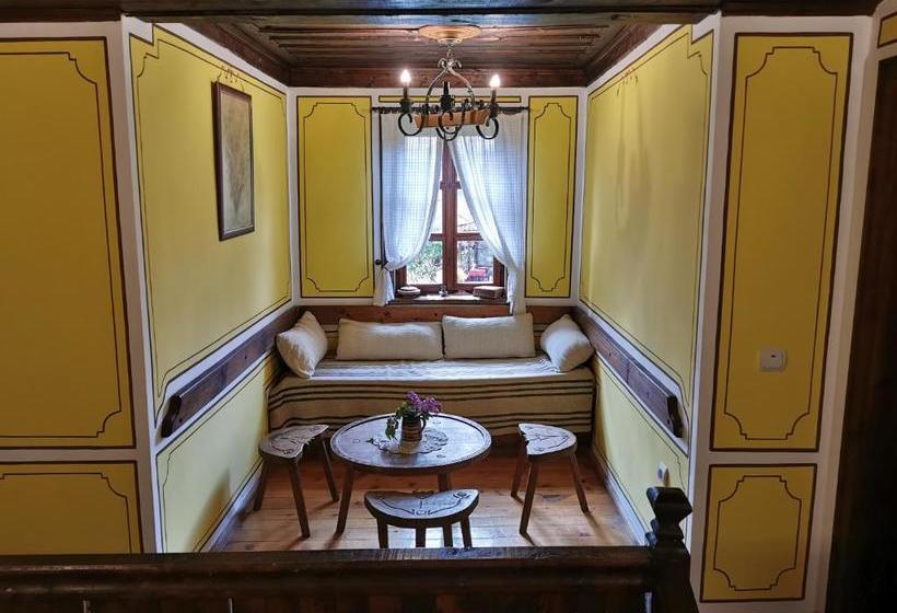 ホテル Hadji Neikovi Guest Houses