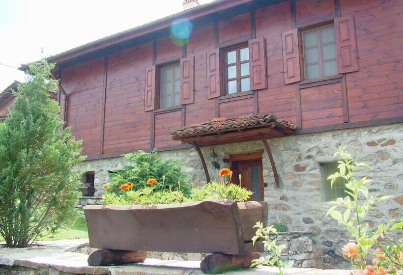 ホテル Hadji Neikovi Guest Houses