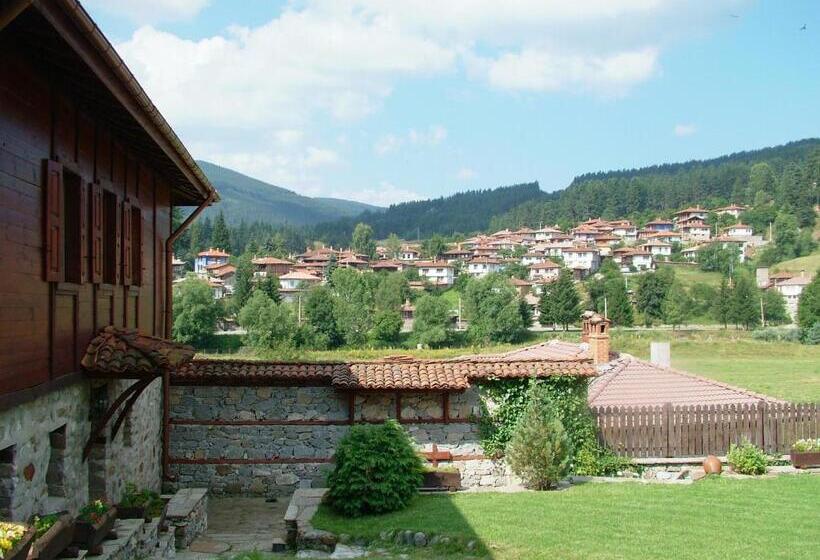 ホテル Hadji Neikovi Guest Houses