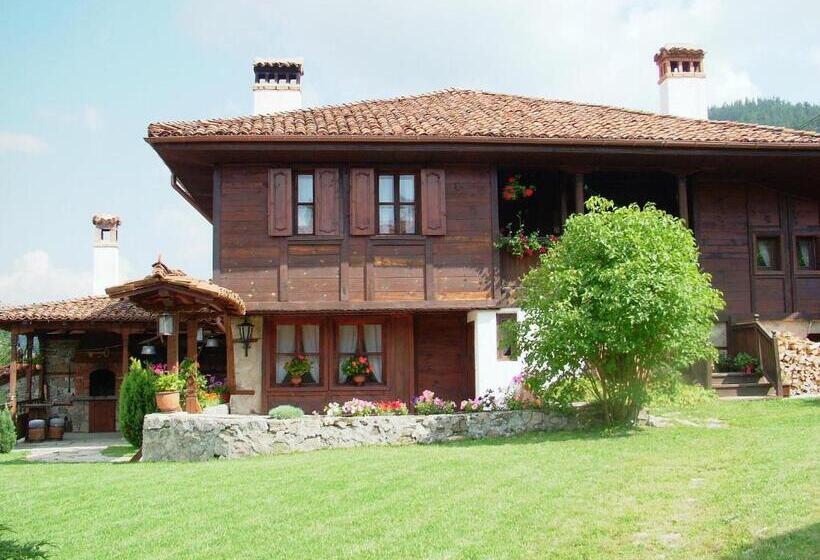 ホテル Hadji Neikovi Guest Houses