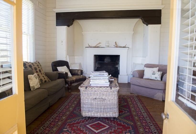 فندق Hillview Heritage Estate