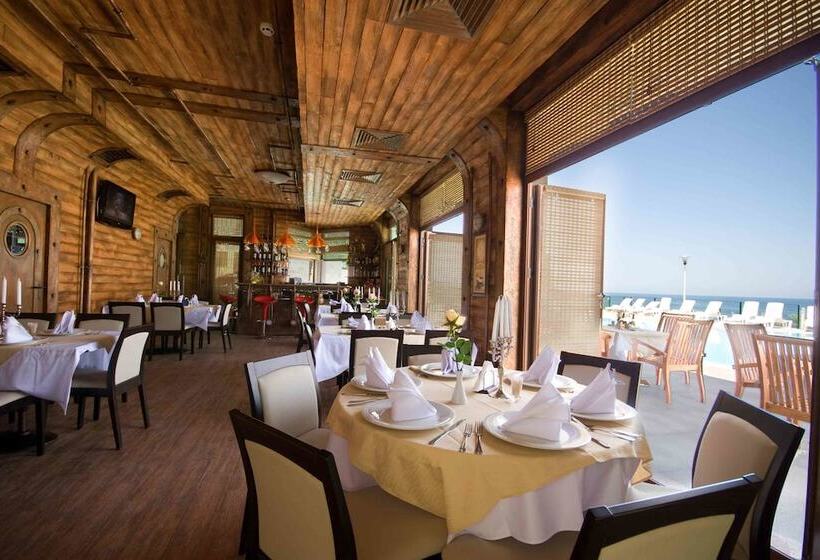 Отель Lalov Egrek