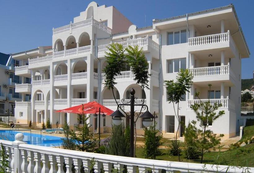 בית מלון כפרי Lazur 1 5 Apart Complex