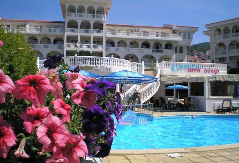 בית מלון כפרי Lazur 1 5 Apart Complex