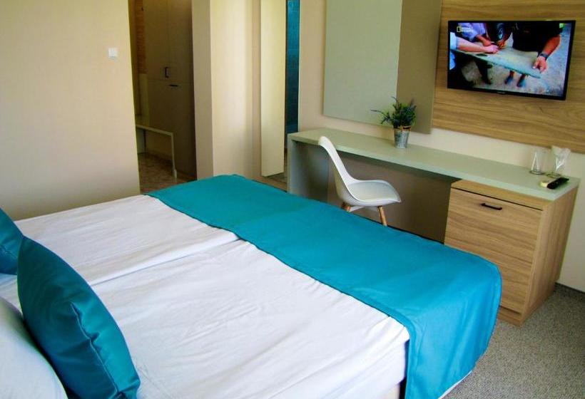 בית מלון כפרי Lotos