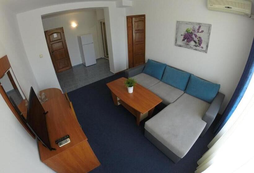 בית מלון כפרי Lotos