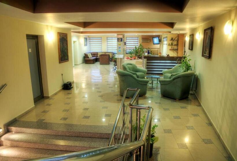 בית מלון כפרי Luxor