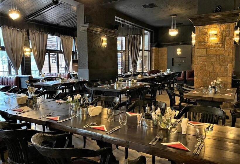 Maxi Park Hotel & Spa