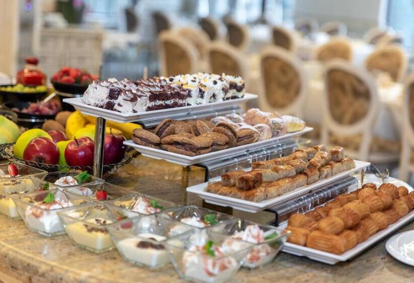 Maxi Park Hotel & Spa