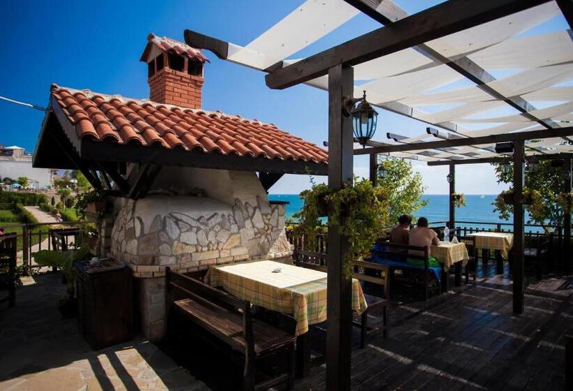 בית מלון כפרי Monastery Apart Complex