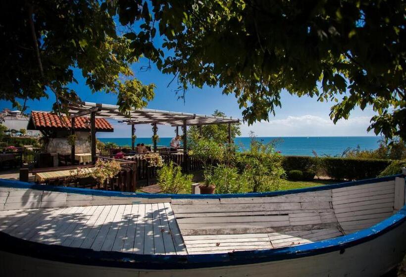 בית מלון כפרי Monastery Apart Complex