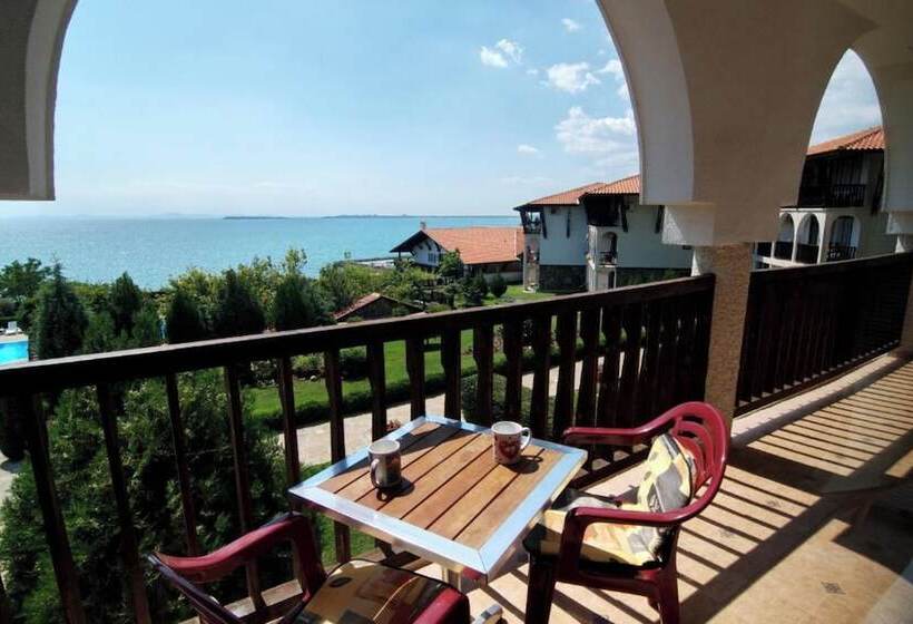 בית מלון כפרי Monastery Apart Complex