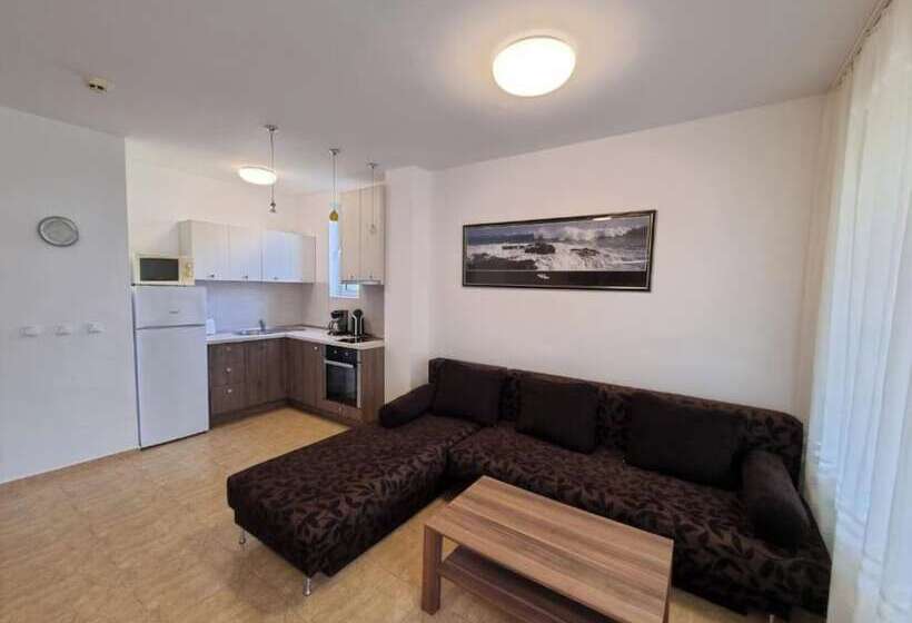 בית מלון כפרי Monastery Apart Complex