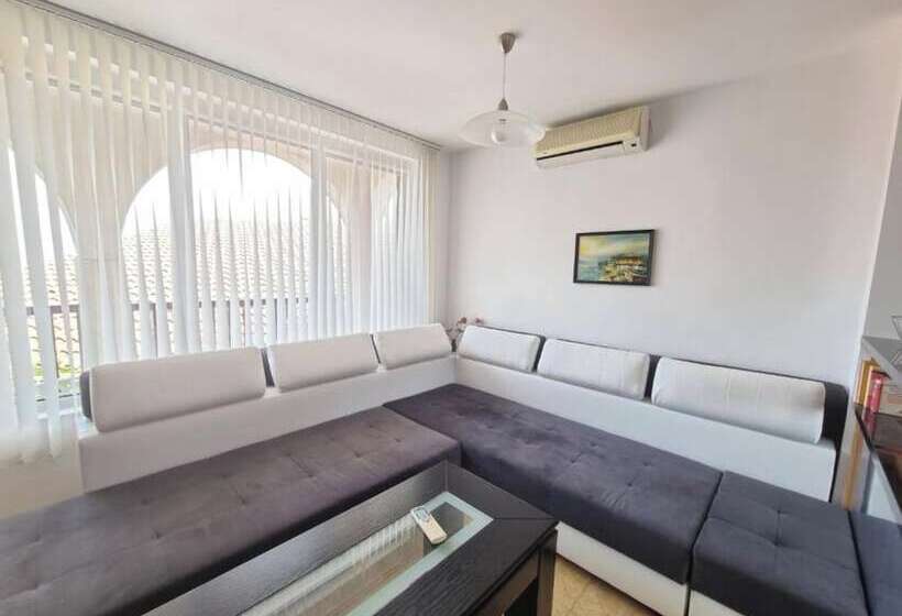 בית מלון כפרי Monastery Apart Complex