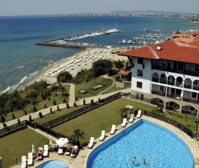 בית מלון כפרי Monastery Apart Complex