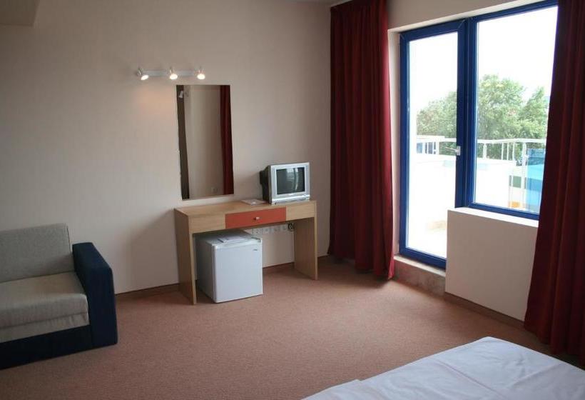 בית מלון כפרי Nadia