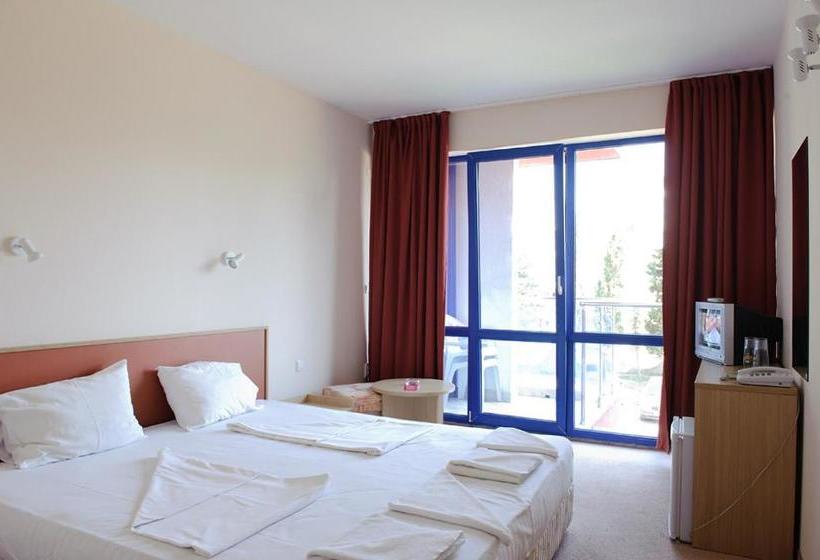 בית מלון כפרי Nadia