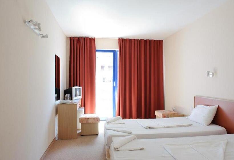 בית מלון כפרי Nadia