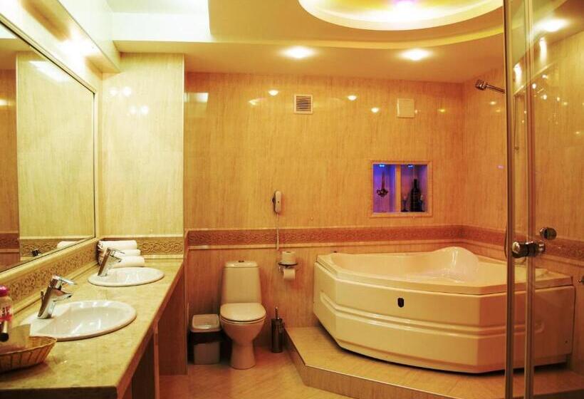 בית מלון כפרי National Palace Wine & Spa