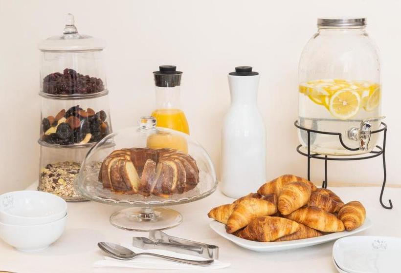 ホテル Family  Anna