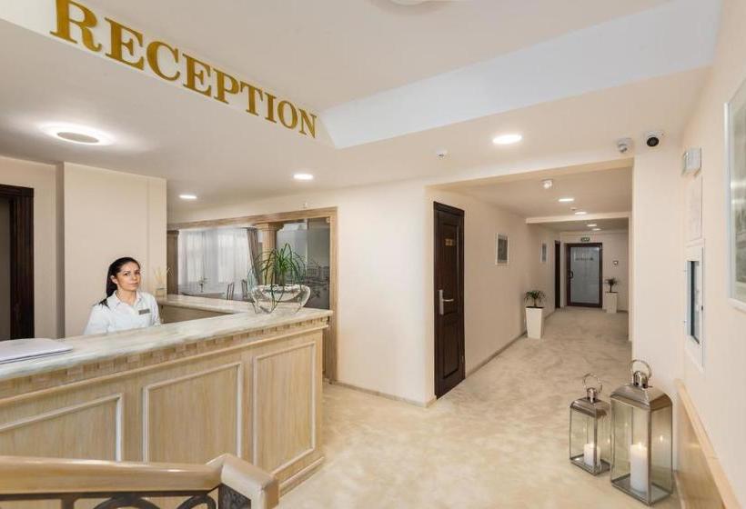 ホテル Family  Anna