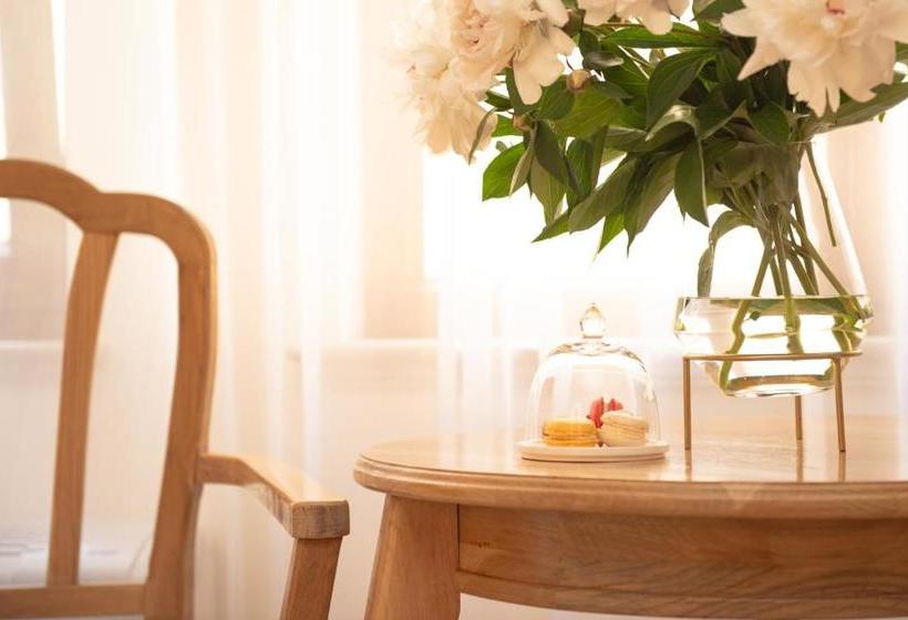 ホテル Family  Anna