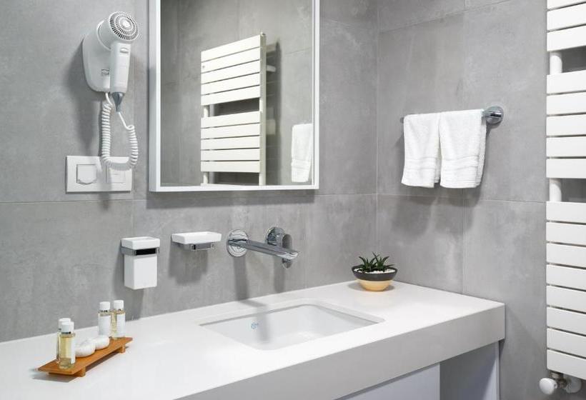 ホテル Family  Anna