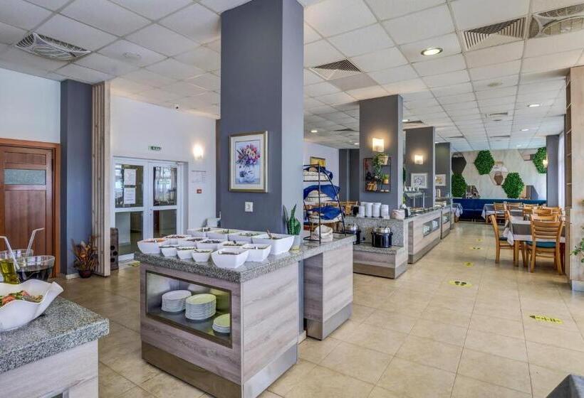 בית מלון כפרי Paraiso Beach All Inclusive