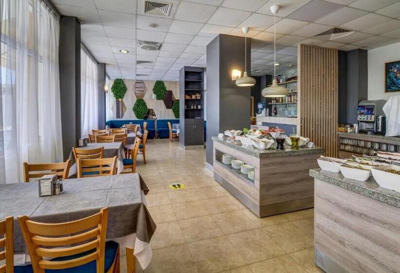 בית מלון כפרי Paraiso Beach All Inclusive