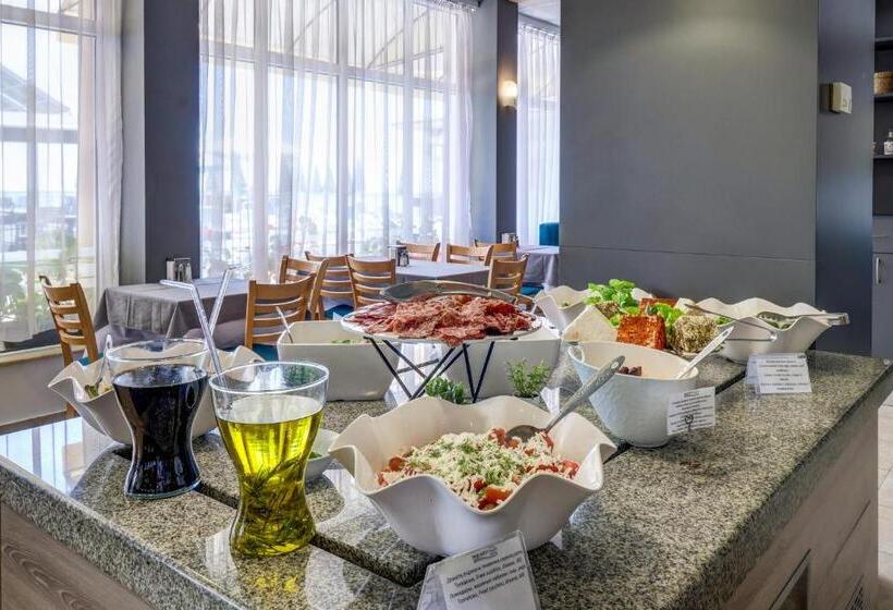 בית מלון כפרי Paraiso Beach All Inclusive