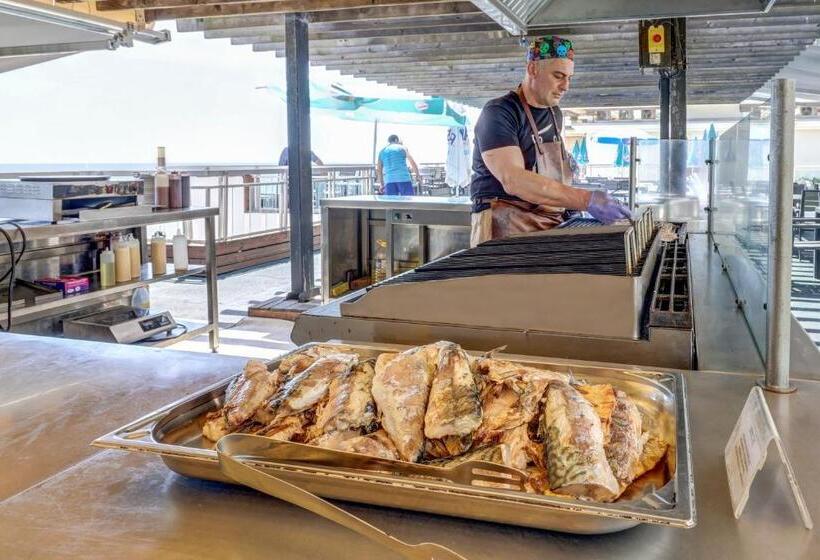 בית מלון כפרי Paraiso Beach All Inclusive